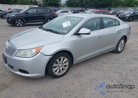 2010 Buick Lacrosse Cx z USA, uszkodzony, nr VIN 1G4GB5EG3AF134801